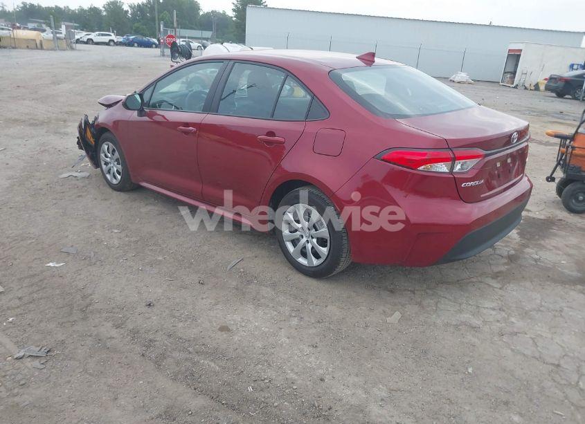 Photo 3 of 2025 Toyota Corolla LE (VIN 5YFB4MDE8SP268815)