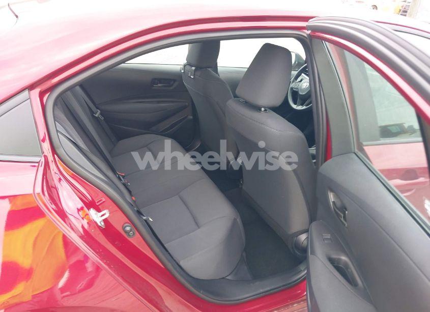 Photo 8 of 2025 Toyota Corolla LE (VIN 5YFB4MDE8SP268815)