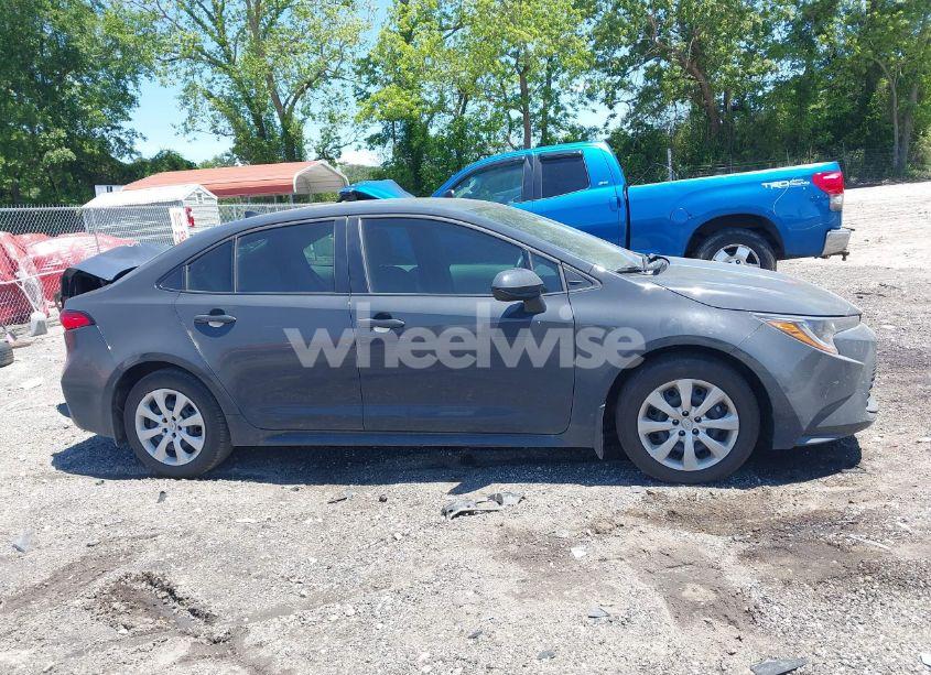 Photo 13 of 2025 Toyota Corolla LE (VIN 5YFB4MDE8SP272976)