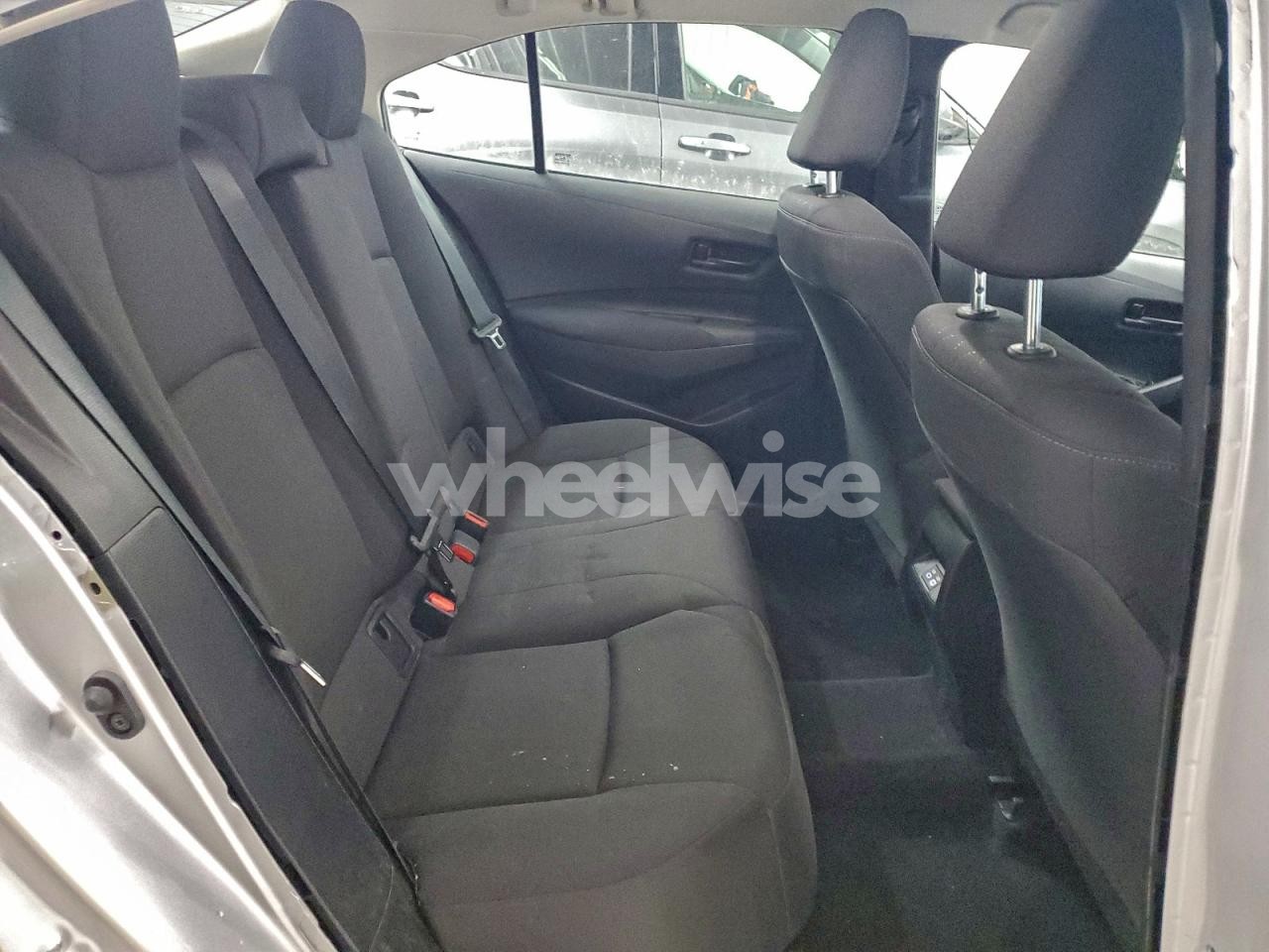 Photo 10 of 2025 TOYOTA COROLLA LE (VIN 5YFB4MDE8SP311565)