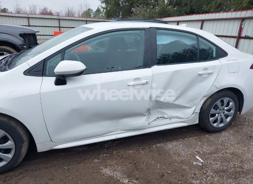 Photo 6 of 2023 Toyota Corolla LE (VIN 5YFB4MDE9PP002081)