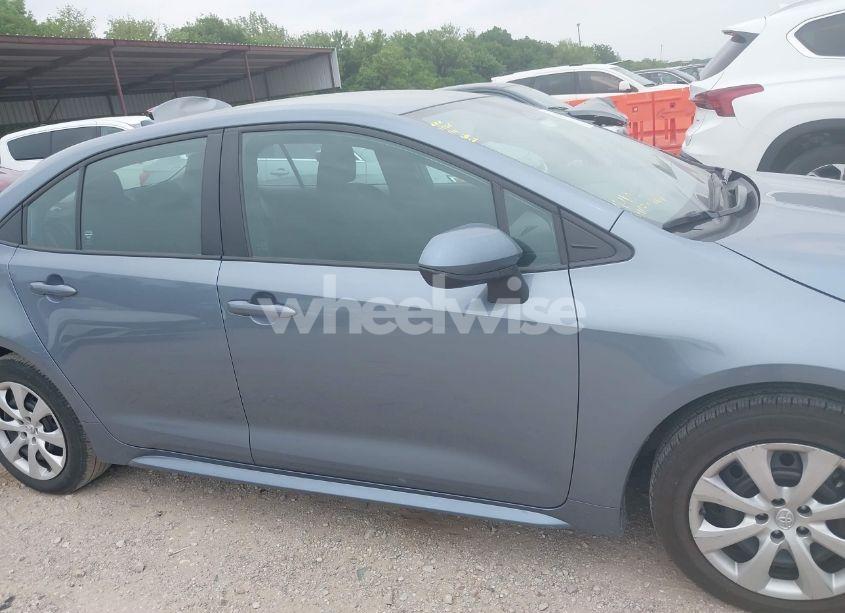 Photo 13 of 2023 Toyota Corolla LE (VIN 5YFB4MDE9PP012433)