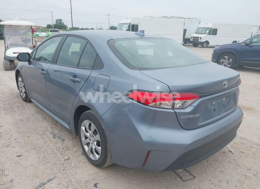 Photo 3 of 2023 Toyota Corolla LE (VIN 5YFB4MDE9PP012433)