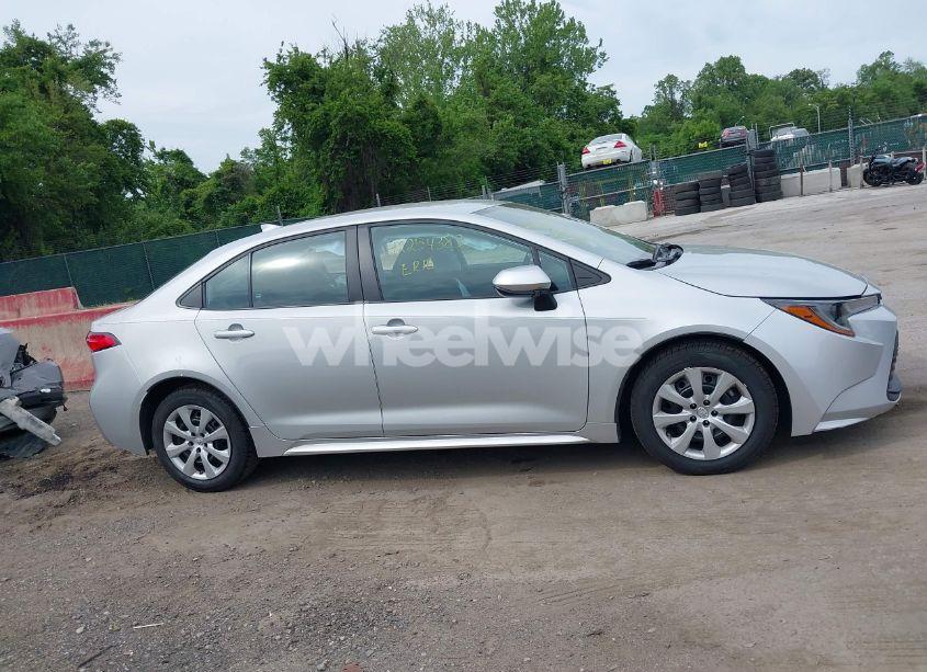 Photo 13 of 2023 Toyota Corolla LE (VIN 5YFB4MDE9PP013954)