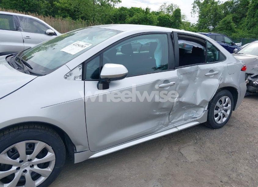 Photo 6 of 2023 Toyota Corolla LE (VIN 5YFB4MDE9PP013954)