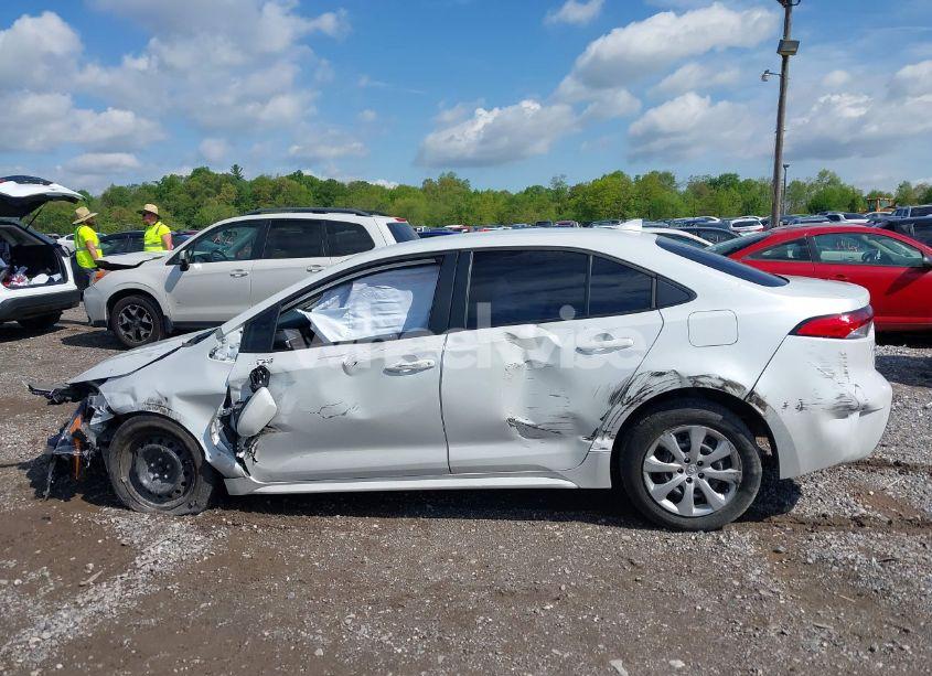 Photo 14 of 2023 Toyota Corolla LE (VIN 5YFB4MDE9PP015316)