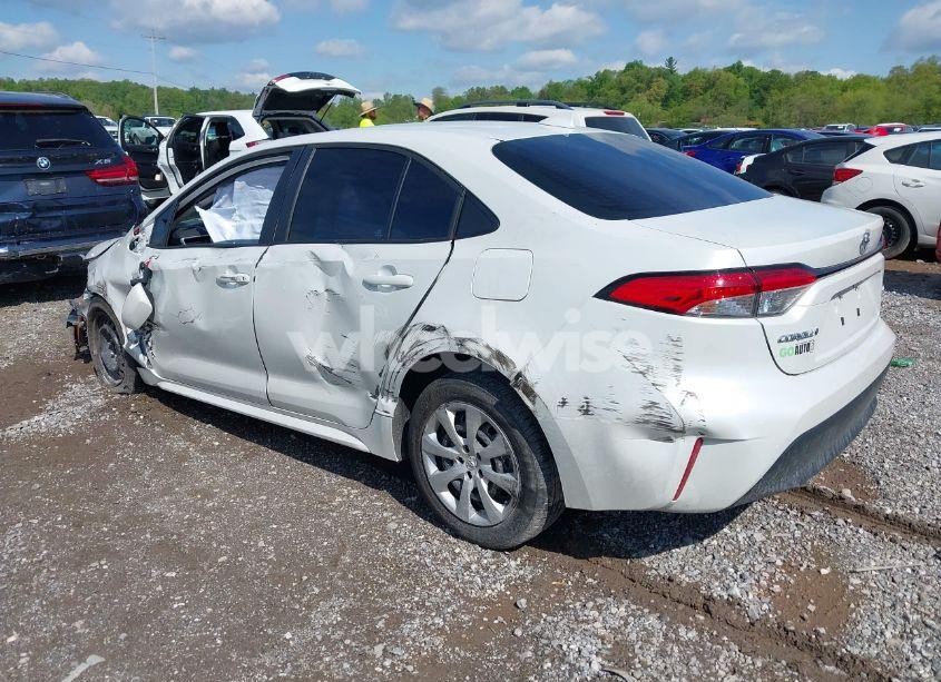 Photo 3 of 2023 Toyota Corolla LE (VIN 5YFB4MDE9PP015316)