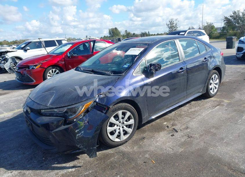 Photo 2 of 2023 Toyota Corolla LE (VIN 5YFB4MDE9PP048946)