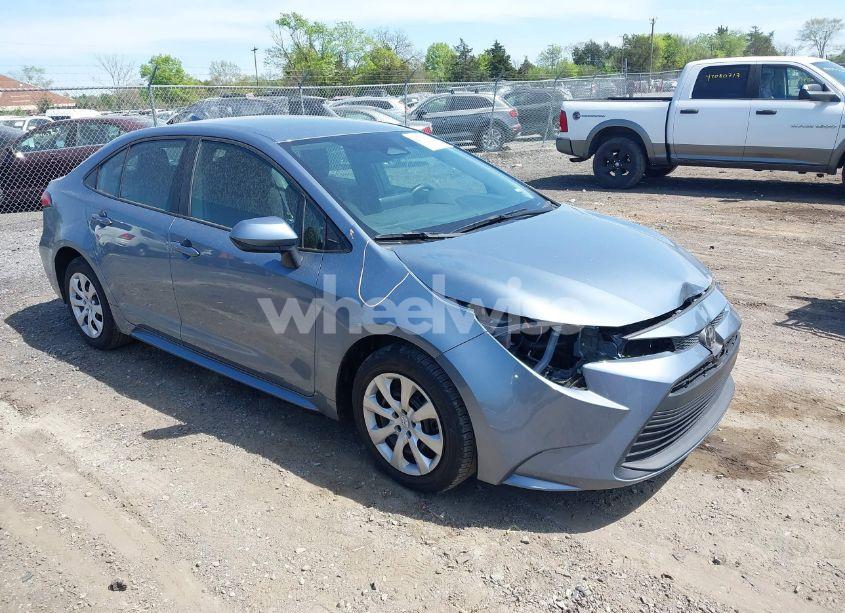 2024 Toyota Corolla LE (VIN 5YFB4MDE9RP084705) main photo