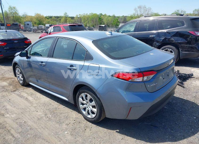 Photo 3 of 2024 Toyota Corolla LE (VIN 5YFB4MDE9RP084705)