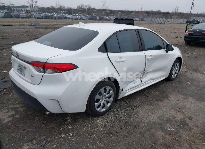 Photo 4 of 2024 Toyota Corolla LE (VIN 5YFB4MDE9RP089435)