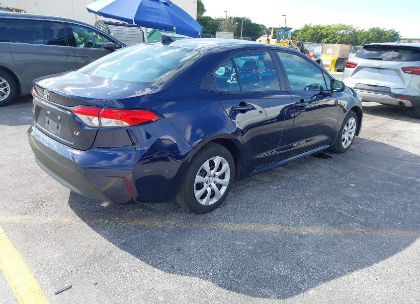 Photo 4 of 2024 Toyota Corolla LE (VIN 5YFB4MDE9RP093890)