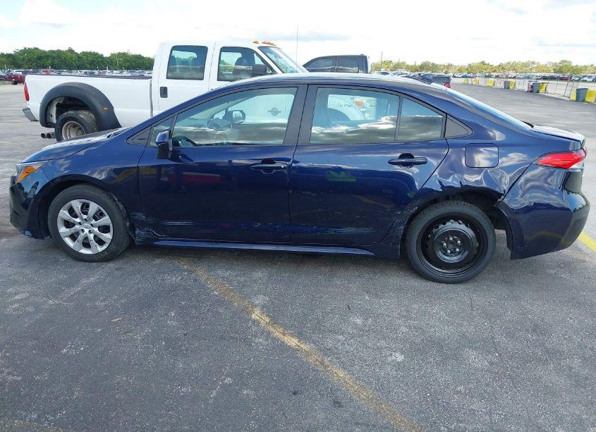 Photo 6 of 2024 Toyota Corolla LE (VIN 5YFB4MDE9RP093890)