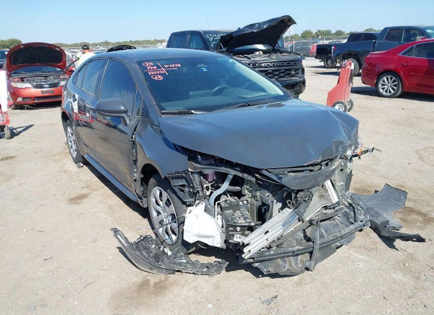 2024 Toyota Corolla LE (VIN 5YFB4MDE9RP101339) main photo