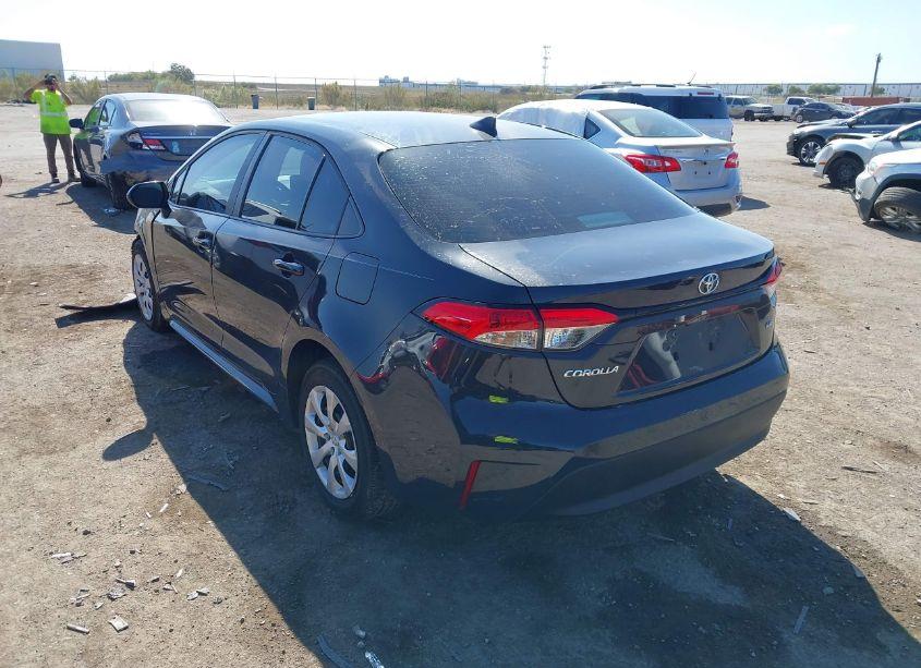 Photo 3 of 2024 Toyota Corolla LE (VIN 5YFB4MDE9RP101339)