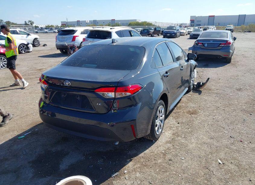 Photo 4 of 2024 Toyota Corolla LE (VIN 5YFB4MDE9RP101339)