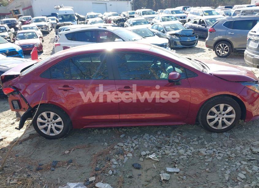 Photo 13 of 2024 Toyota Corolla LE (VIN 5YFB4MDE9RP102815)