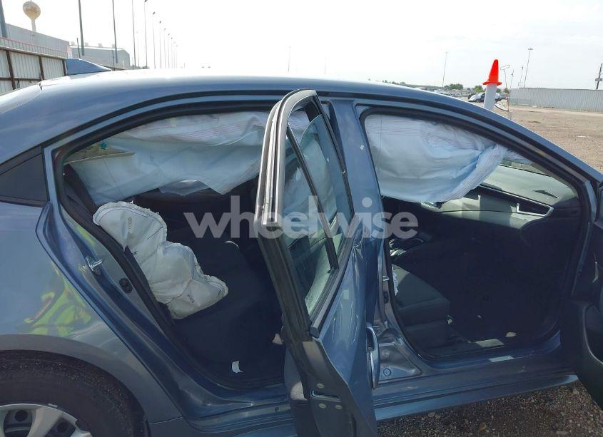 Photo 5 of 2024 Toyota Corolla LE (VIN 5YFB4MDE9RP106945)