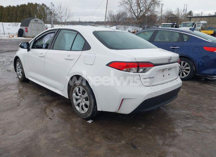 Photo 3 of 2024 Toyota Corolla LE (VIN 5YFB4MDE9RP122482)