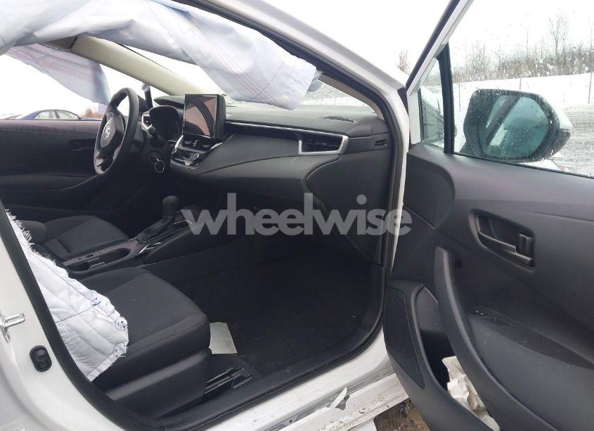 Photo 5 of 2024 Toyota Corolla LE (VIN 5YFB4MDE9RP122482)