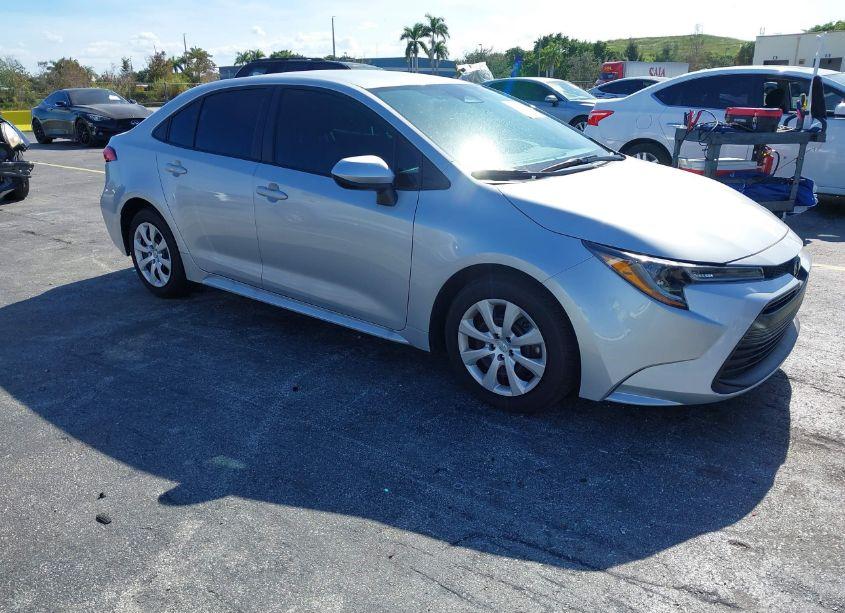 2024 Toyota Corolla LE (VIN 5YFB4MDE9RP147706) main photo