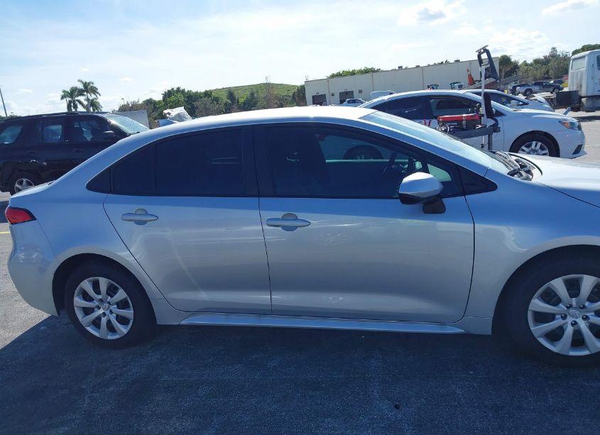 Photo 13 of 2024 Toyota Corolla LE (VIN 5YFB4MDE9RP147706)