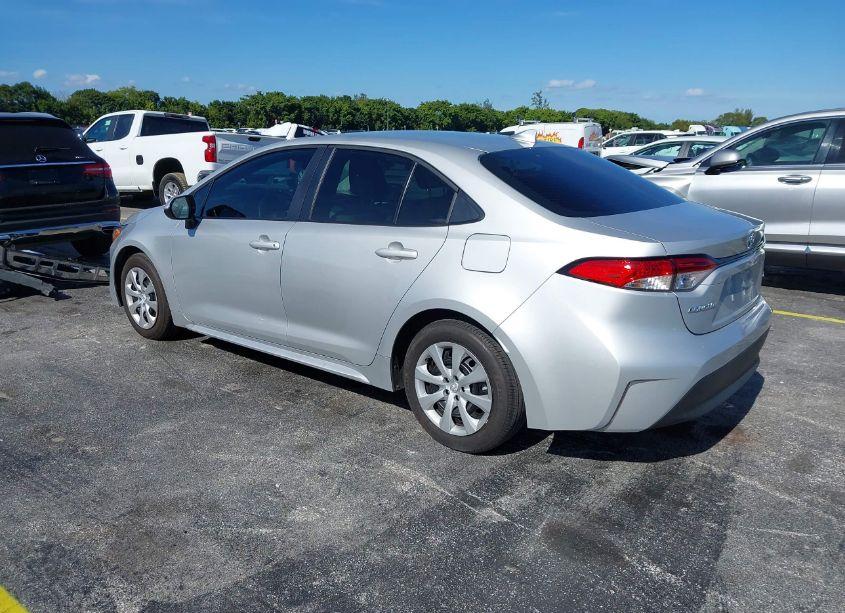 Photo 3 of 2024 Toyota Corolla LE (VIN 5YFB4MDE9RP147706)