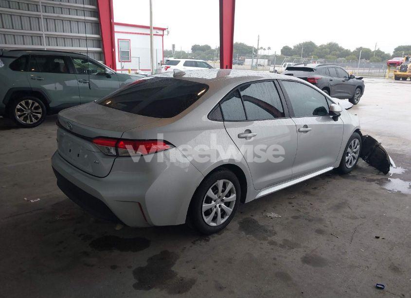 Photo 4 of 2024 Toyota Corolla LE (VIN 5YFB4MDE9RP187400)