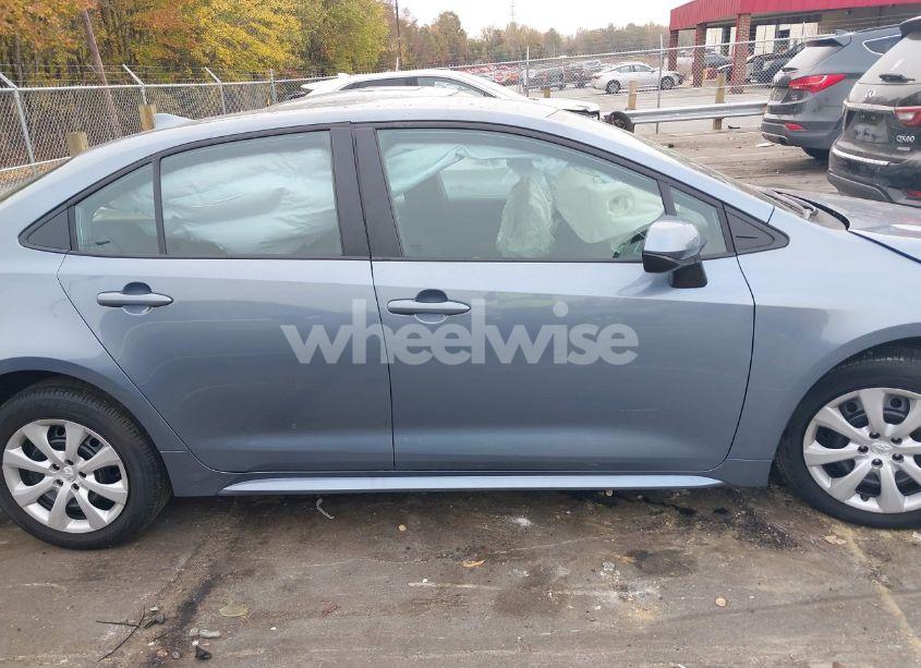 Photo 13 of 2024 Toyota Corolla LE (VIN 5YFB4MDE9RP196968)