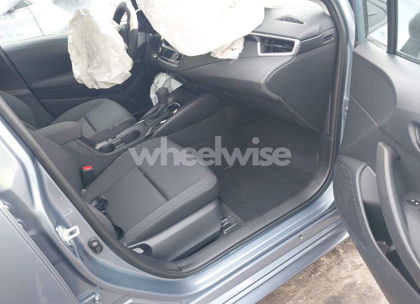 Photo 5 of 2024 Toyota Corolla LE (VIN 5YFB4MDE9RP196968)