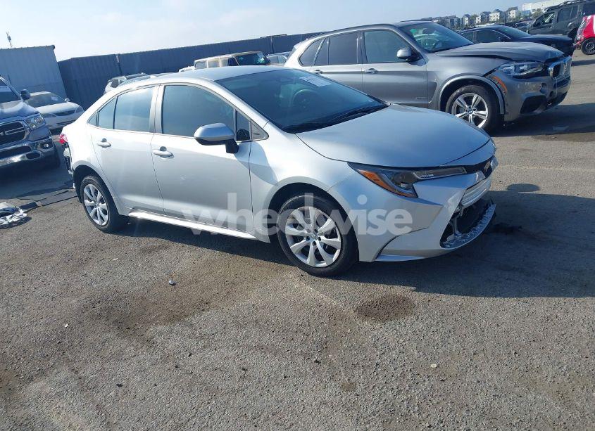 2024 Toyota Corolla LE (VIN 5YFB4MDE9RP199000) main photo