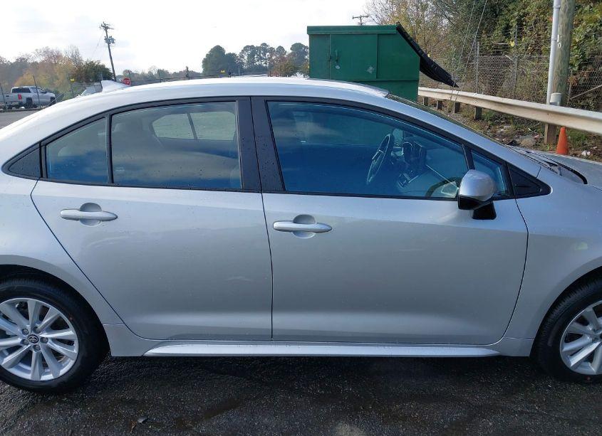 Photo 13 of 2024 Toyota Corolla LE (VIN 5YFB4MDE9RP203403)