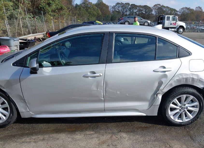 Photo 14 of 2024 Toyota Corolla LE (VIN 5YFB4MDE9RP203403)