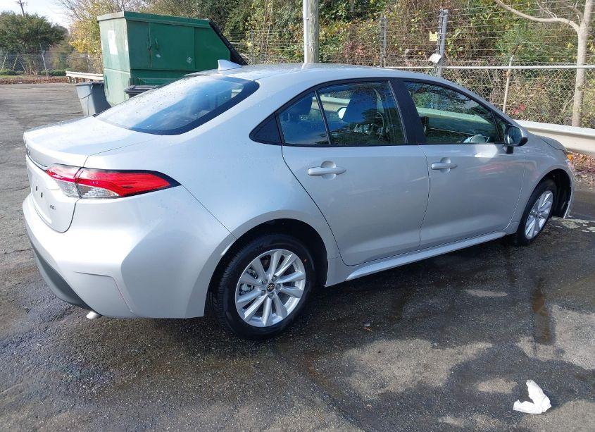 Photo 4 of 2024 Toyota Corolla LE (VIN 5YFB4MDE9RP203403)