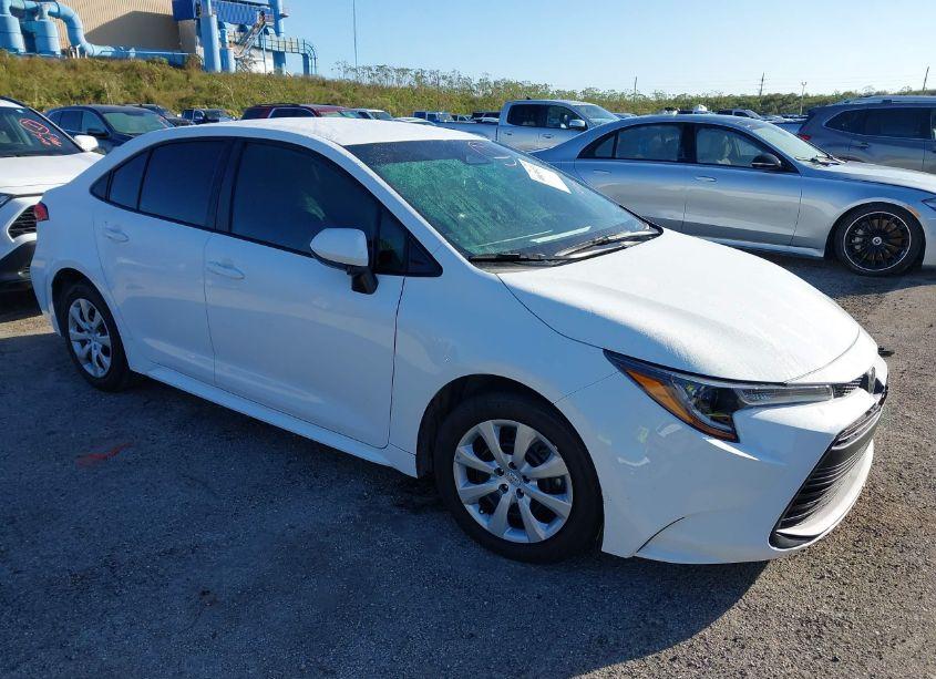 2024 Toyota Corolla LE (VIN 5YFB4MDE9RP209010) main photo