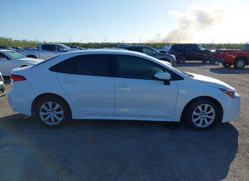 Photo 13 of 2024 Toyota Corolla LE (VIN 5YFB4MDE9RP209010)