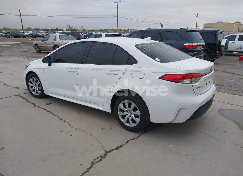 Photo 3 of 2024 Toyota Corolla LE (VIN 5YFB4MDE9RP212019)