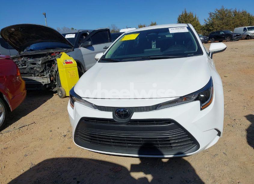 Photo 12 of 2025 Toyota Corolla LE (VIN 5YFB4MDE9SP238576)