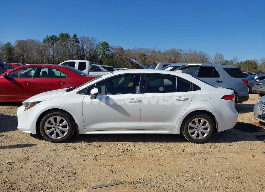 Photo 14 of 2025 Toyota Corolla LE (VIN 5YFB4MDE9SP238576)