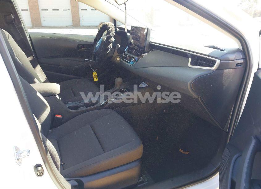 Photo 5 of 2025 Toyota Corolla LE (VIN 5YFB4MDE9SP238576)