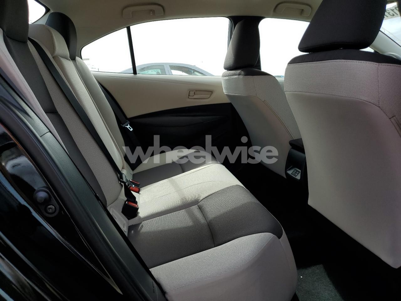 Photo 10 of 2025 TOYOTA COROLLA LE (VIN 5YFB4MDE9SP288586)