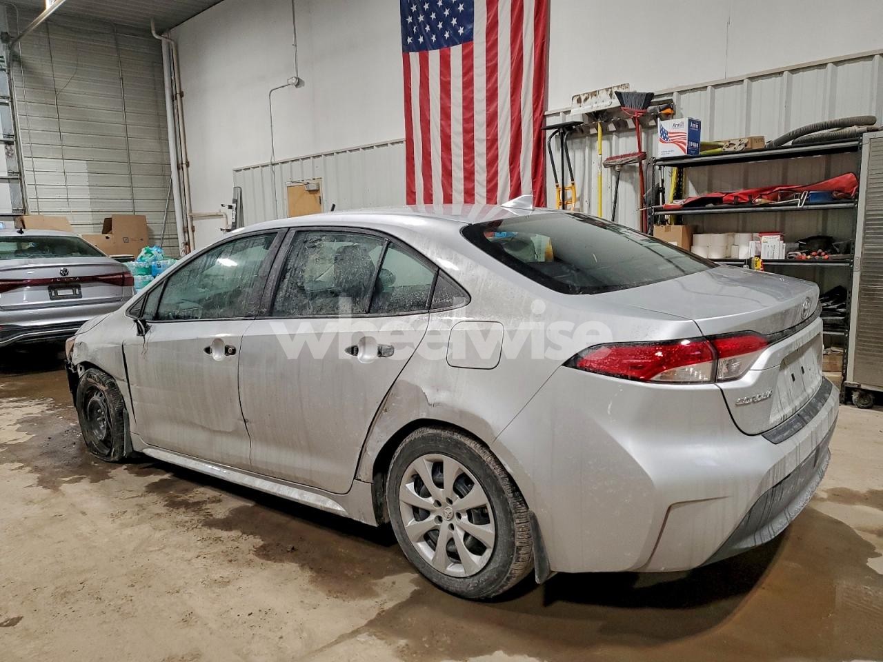 Photo 2 of 2025 TOYOTA COROLLA LE (VIN 5YFB4MDE9SP318427)