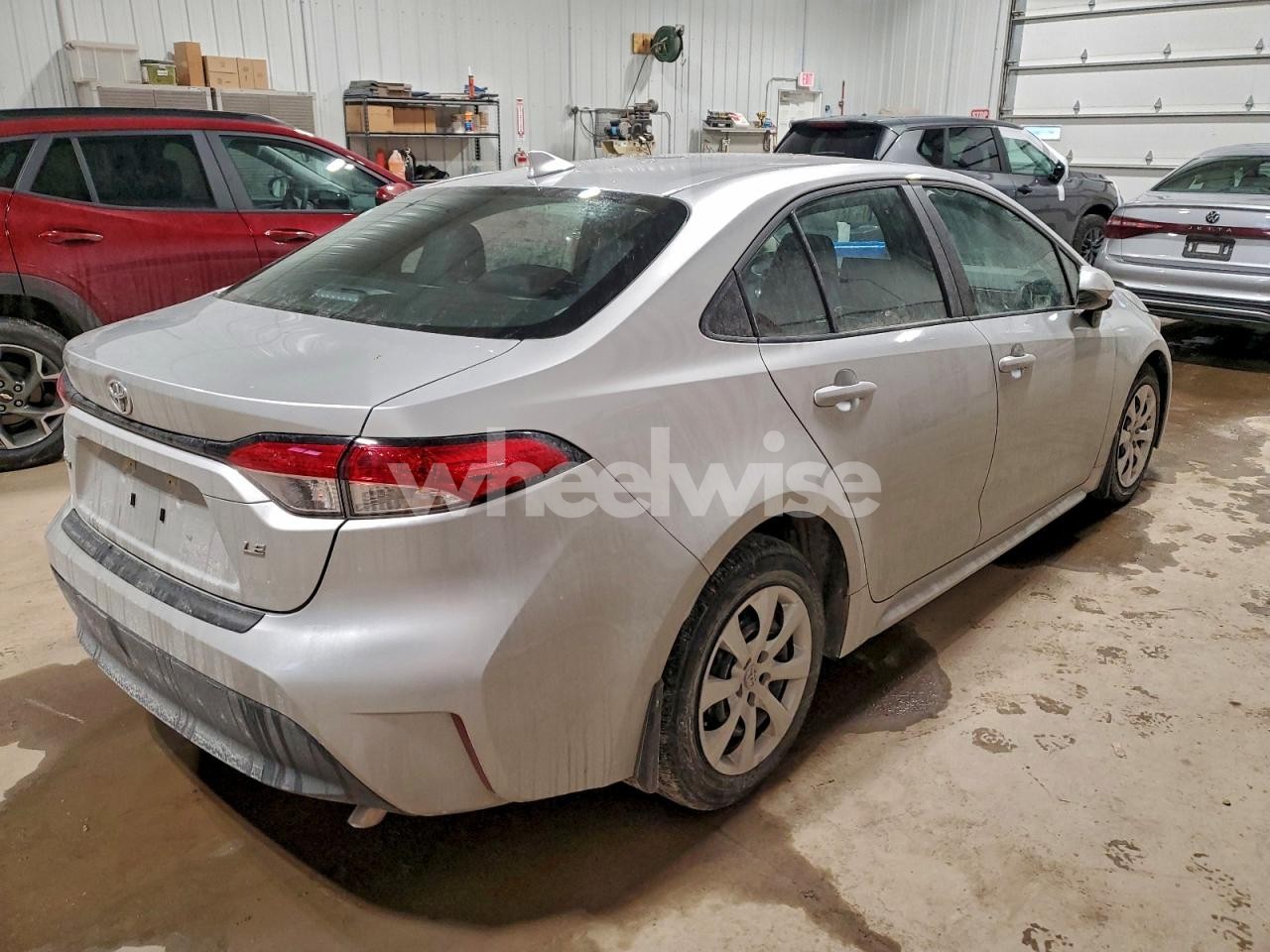 Photo 3 of 2025 TOYOTA COROLLA LE (VIN 5YFB4MDE9SP318427)