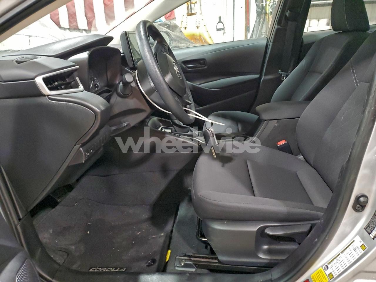 Photo 7 of 2025 TOYOTA COROLLA LE (VIN 5YFB4MDE9SP318427)