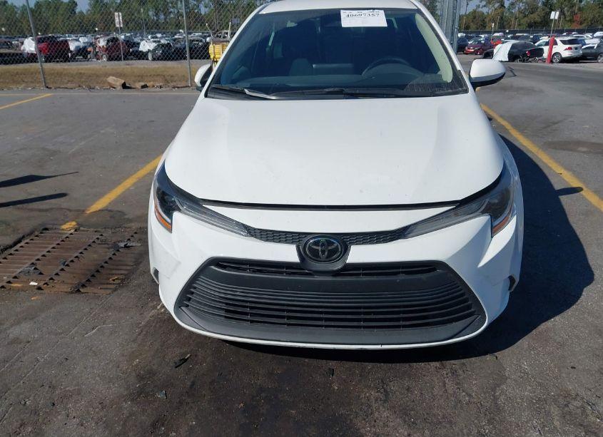 Photo 6 of 2023 Toyota Corolla LE (VIN 5YFB4MDEXPP000968)