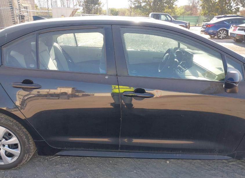 Photo 13 of 2023 Toyota Corolla LE (VIN 5YFB4MDEXPP012859)