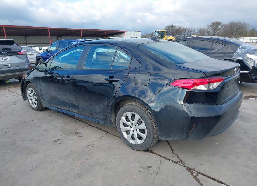 Photo 3 of 2023 Toyota Corolla LE (VIN 5YFB4MDEXPP013543)