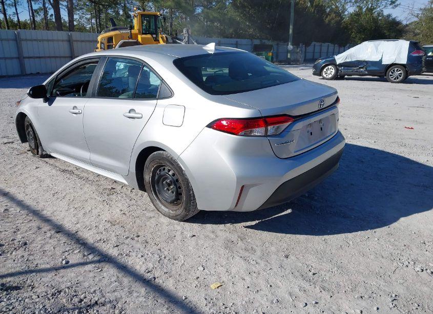 Photo 3 of 2023 Toyota Corolla LE (VIN 5YFB4MDEXPP025918)