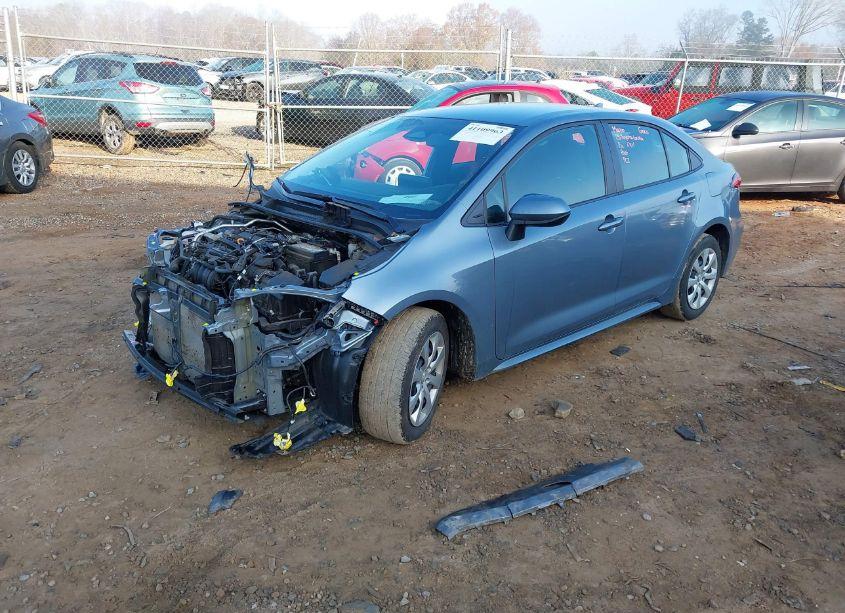Photo 2 of 2023 Toyota Corolla LE (VIN 5YFB4MDEXPP028527)