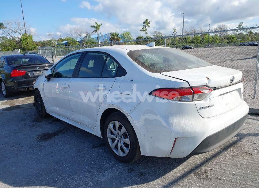 Photo 3 of 2023 Toyota Corolla LE (VIN 5YFB4MDEXPP035008)
